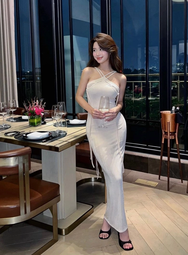 hot girl tạp hoá xuất hiện với hình thể nóng bỏng gương mặt đẹp không góc chết chiếm spotlight - 9