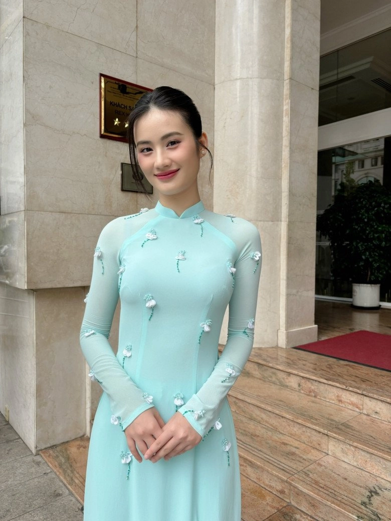 Ý nhi chưa xuất khẩu đã có lợi thế từ bà chủ miss world đường đến vương miện có dễ dàng hơn - 4