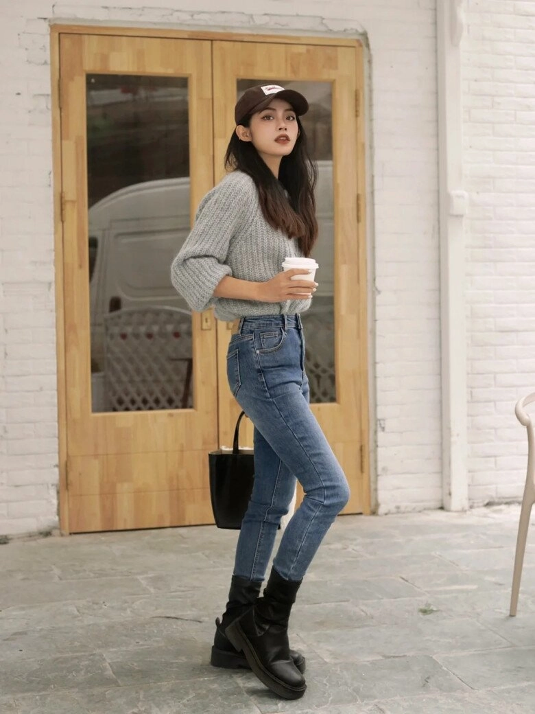 Muốn mặc quần jeans đẹp và thanh lịch chuẩn quý cô nước pháp cứ học lỏm 5 cách phối đồ này - 8