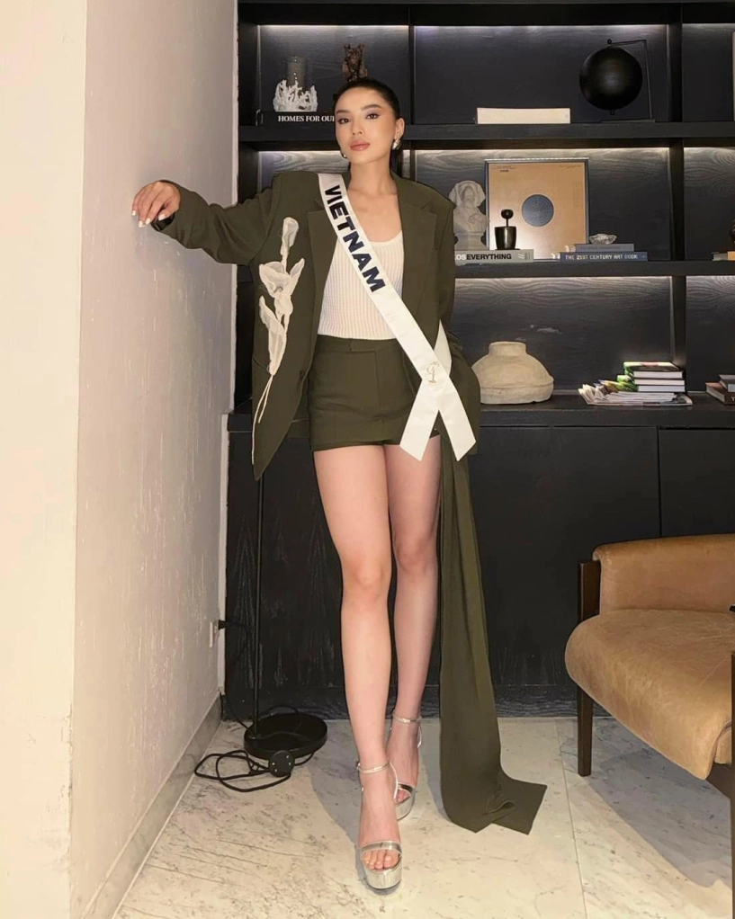 Kỳ duyên gây bàn tán khi mặc quần bó chẽn ở miss universe - 3