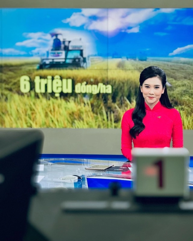 Nhan sắc nữ mc vtv kín tiếng nhận nhiều chú ý những ngày qua - 3