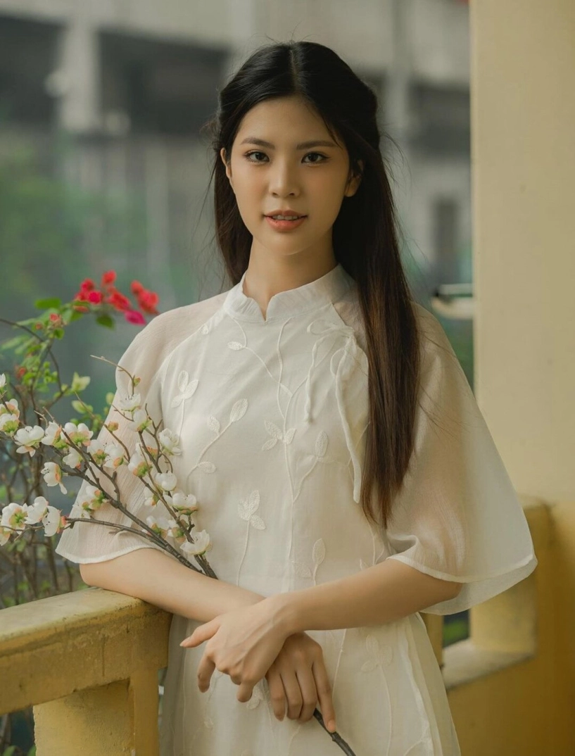 Nữ sinh 10x giỏi võ lớn lên ở khu ổ chuột thi miss grand vietnam - 13