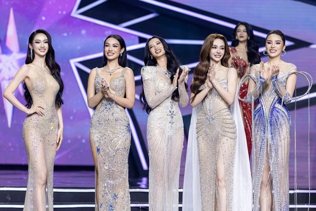 Tác giả thiết kế chiếc vương miện miss universe vietnam 2024 chỉ mới 13 tuổi - 3