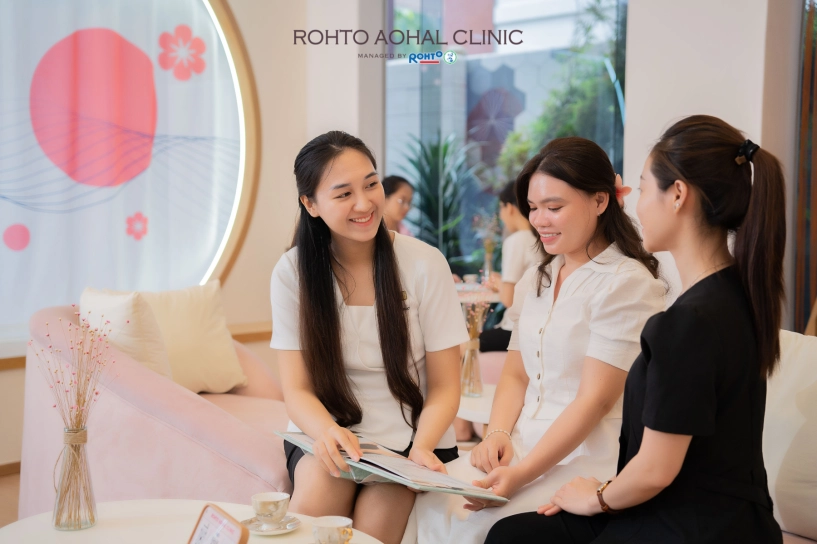 Tái sinh vẻ đẹp tự nhiên cùng rohto aohal clinic - 1