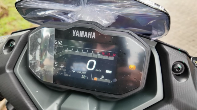 Đồng hồ tft trên yamaha aerox alpha turbo và turbo ultimate có phải chỉ để làm màu - 3