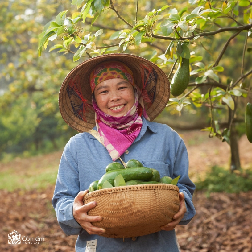 Hé lộ 3 cơ chế giúp phục hồi nuôi dưỡng mái tóc bóng khỏe suôn mềm mà không phải thương hiệu mỹ phẩm nào cũng mách bạn - 3