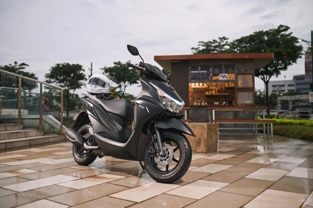 Yamaha mio gravis 2024 khiến giới truyền thông bất ngờ vì kiểu dáng hao hao vario - 8