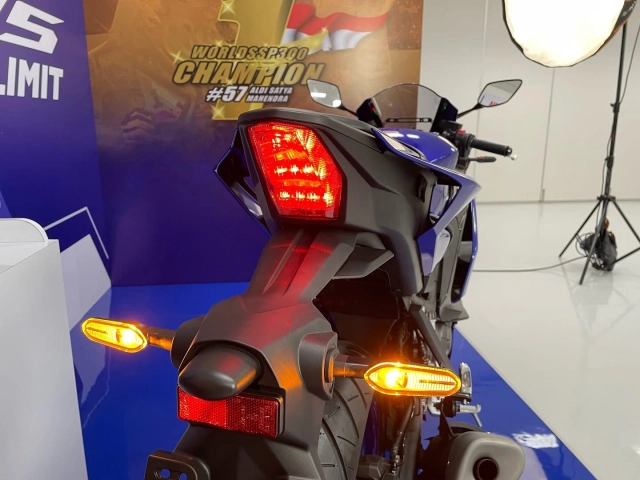 Yamaha r25 2025 ra mắt tại indonesia cải tiến thiết kế nâng cấp công nghệ giá từ 120 triệu đồng - 12