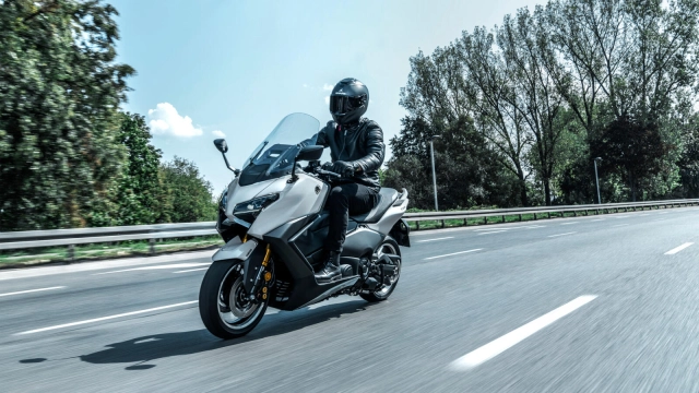 Yamaha tmax và tmax tech max 2025 liên tục đổi mới về thiết kế lẫn động cơ - 13