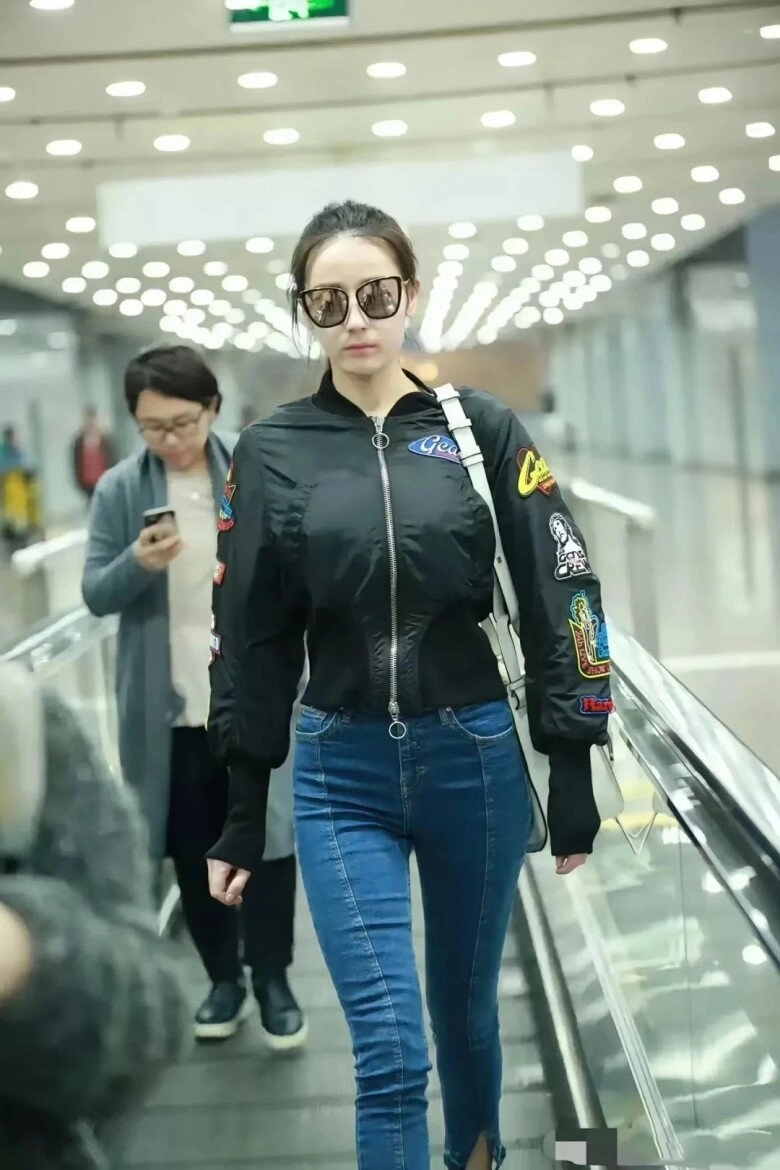 4 kiểu phối quần skinny jeans giúp các nàng công sở nâng tầm phong cách ngay tức thì - 5