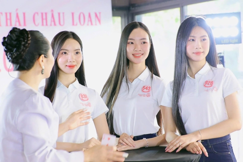 4 thí sinh nhỏ tuổi nhất tại hoa hậu việt nam - 3
