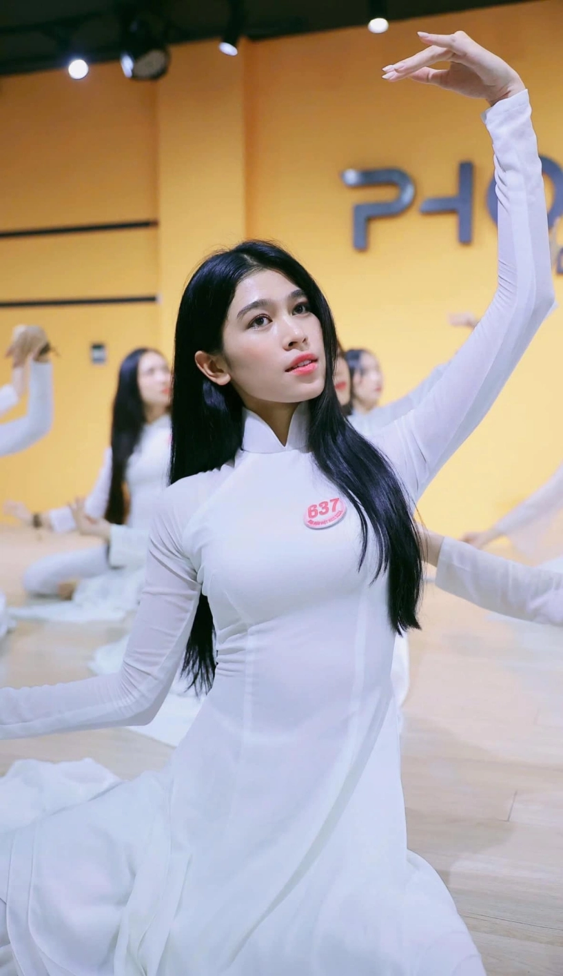 4 thí sinh nhỏ tuổi nhất tại hoa hậu việt nam - 11