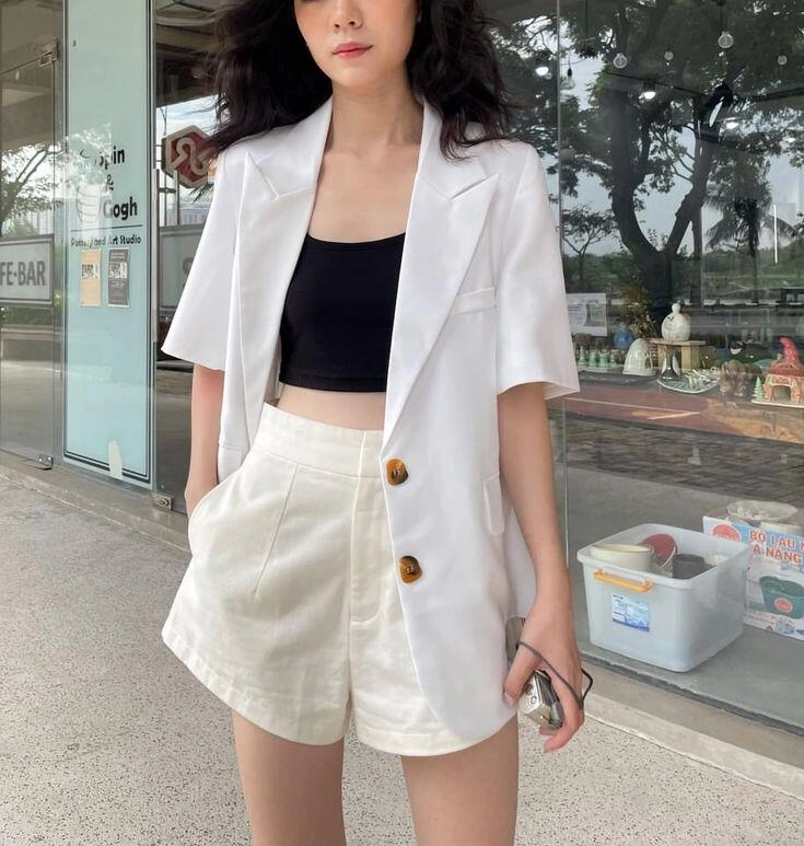 5 công thức giúp nàng công sở mặc đẹp chuẩn trend vẫn thanh lịch không lo nhàm chán vào mùa hè 2025 - 6