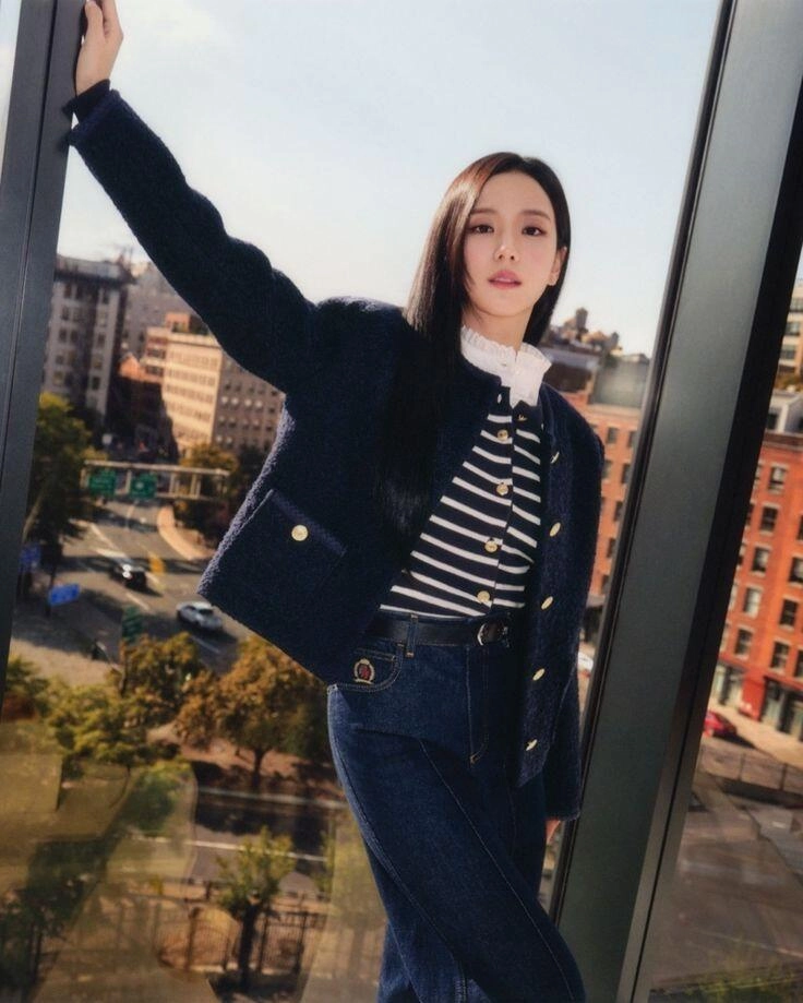 Bắt trend phong cách preppy chất như jisoo đây là những outfit đậm chất con nhà giàu giúp chị em vừa trẻ trung vừa sang chảnh - 10