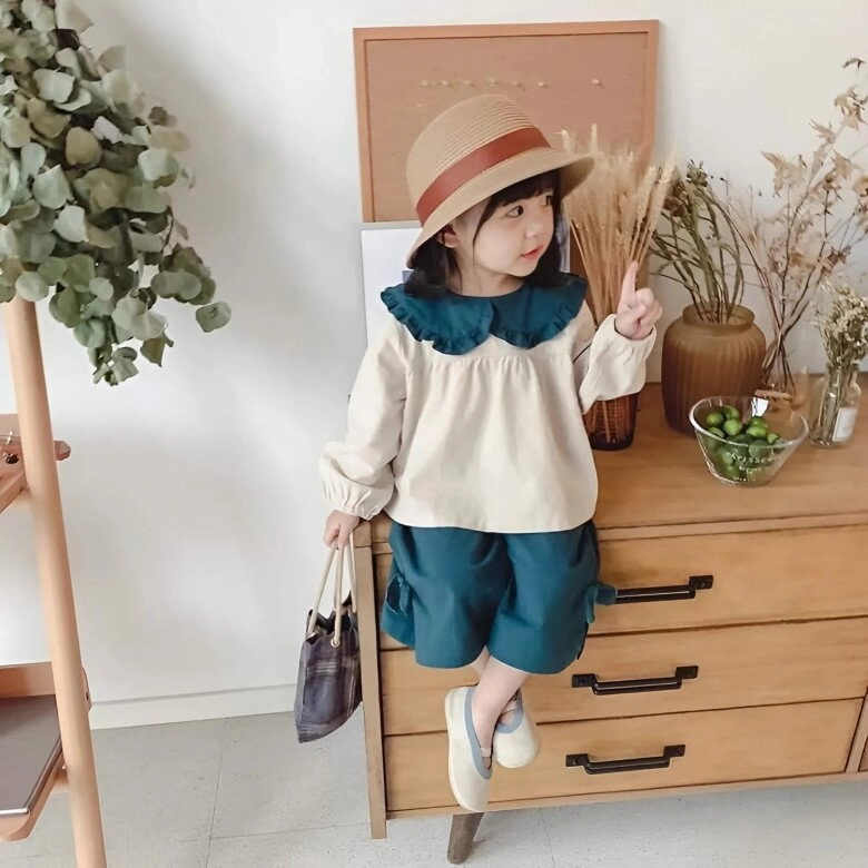 Cháu gái chủ tịch tập đoàn chục nghìn tỷ có mẹ là hoa hậu diện bao nhiêu váy áo cũng chỉ mê 1 kiểu giày - 16
