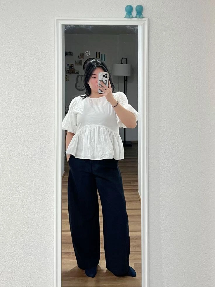 Chị em đi xem diễu binh 304 tham khảo ngay 8 outfit vừa ăn ảnh vừa thoải mái này - 8