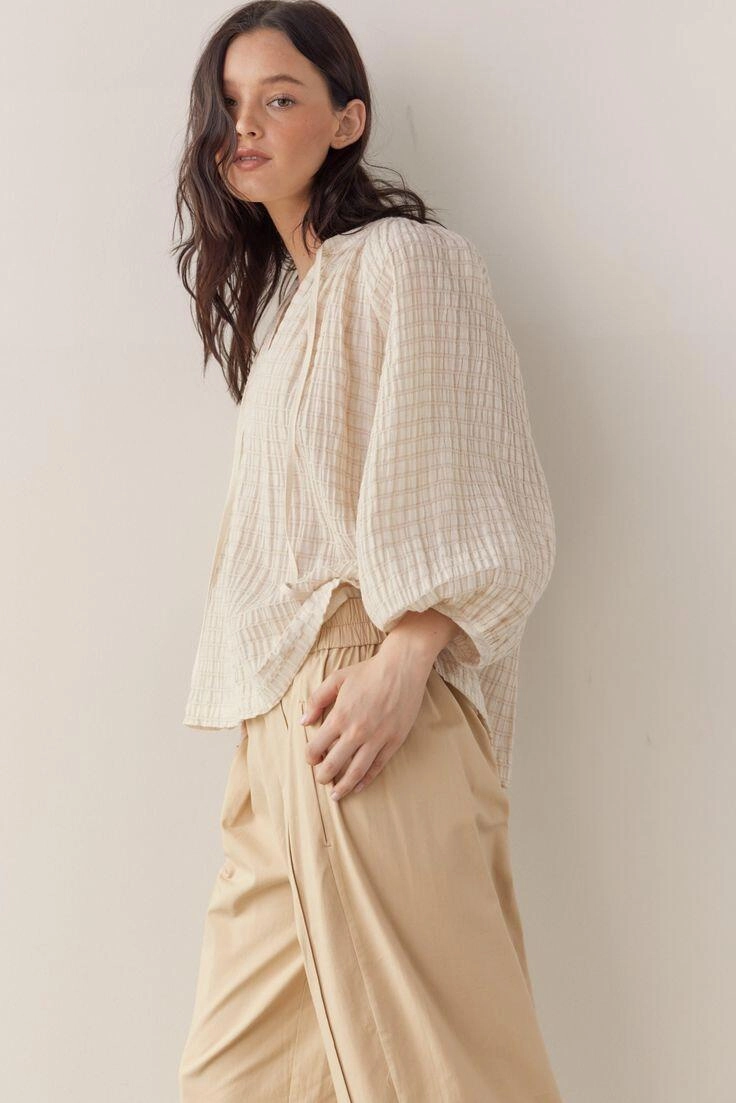 Chị em đi xem diễu binh 304 tham khảo ngay 8 outfit vừa ăn ảnh vừa thoải mái này - 9