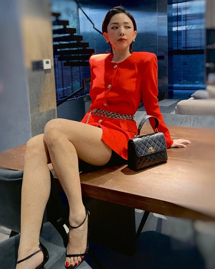 Chiếc túi chanel đồ cổ được tóc tiên nâng niu suốt 10 năm - 3