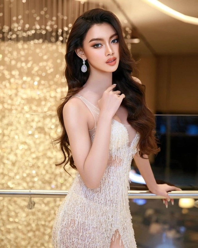 Chiêu trò mới của thae su nyein đăng quang cuộc thi này đi final walk ở cuộc thi khác - 1