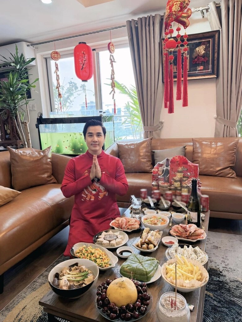 Cơ ngơi 5 tỷ của mc nguyên khang rực rỡ sắc xuân chậu hoa chậu quất cũng được làm đỏm rất điệu - 13