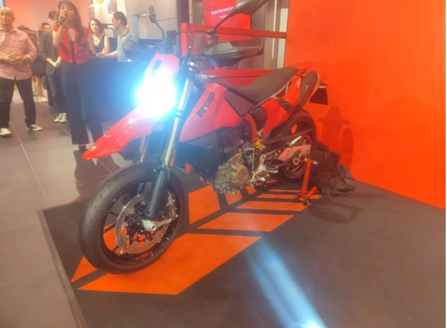 Cộng đồng malaysia hào hứng chào đón ducati hypermotard 698 mono 2024 - 3