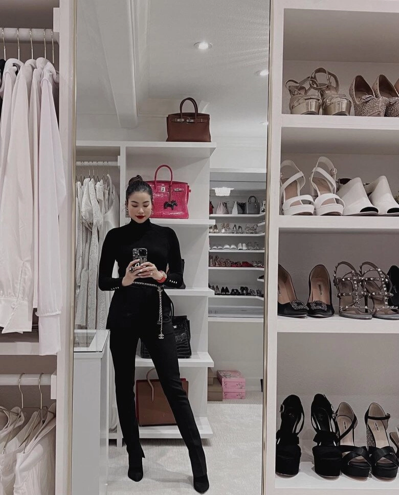 Đệ nhất hoa hậu việt rời xa showbiz một đôi dép mang 2 năm không còn đắp hàng hiệu như xưa - 12