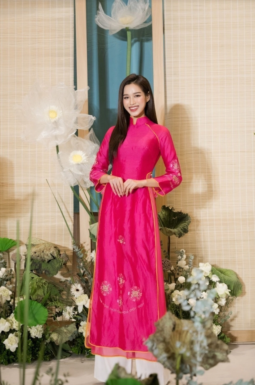 Đỗ thị hà lên đồ không trùng lặp khi dành cả thanh xuân đi ăn cưới - 7