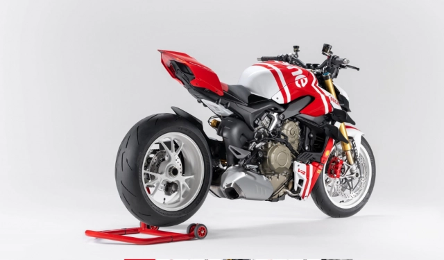 Ducati hợp tác với supreme tạo ra phiên bản đặc biệt streetfighter v4 supreme - 3