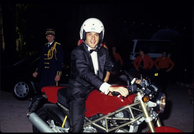 Ducati tri ân nhà vô địch f1 3 lần - ayrton senna bằng phiên bản giới hạn monster senna - 2