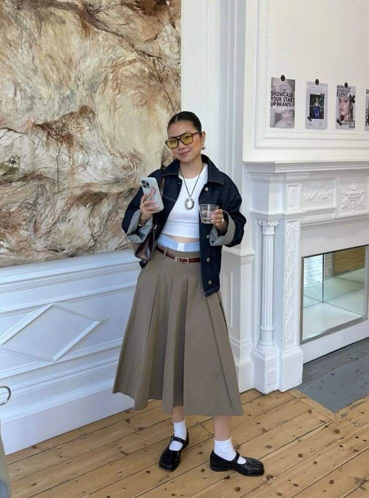 Đừng diện chân váy chữ a nữa thay thế bằng mẫu chân váy đang rục rịch trở lại này chị em có ngay vẻ thời thượng hè 2025 - 13