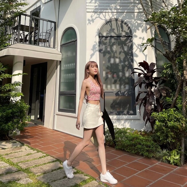 Giám khảo hot nhất hoa hậu chuyển giới việt nam chỉ mặc một kiểu váy phối đồ đơn giản vẫn sang hết nấc - 15