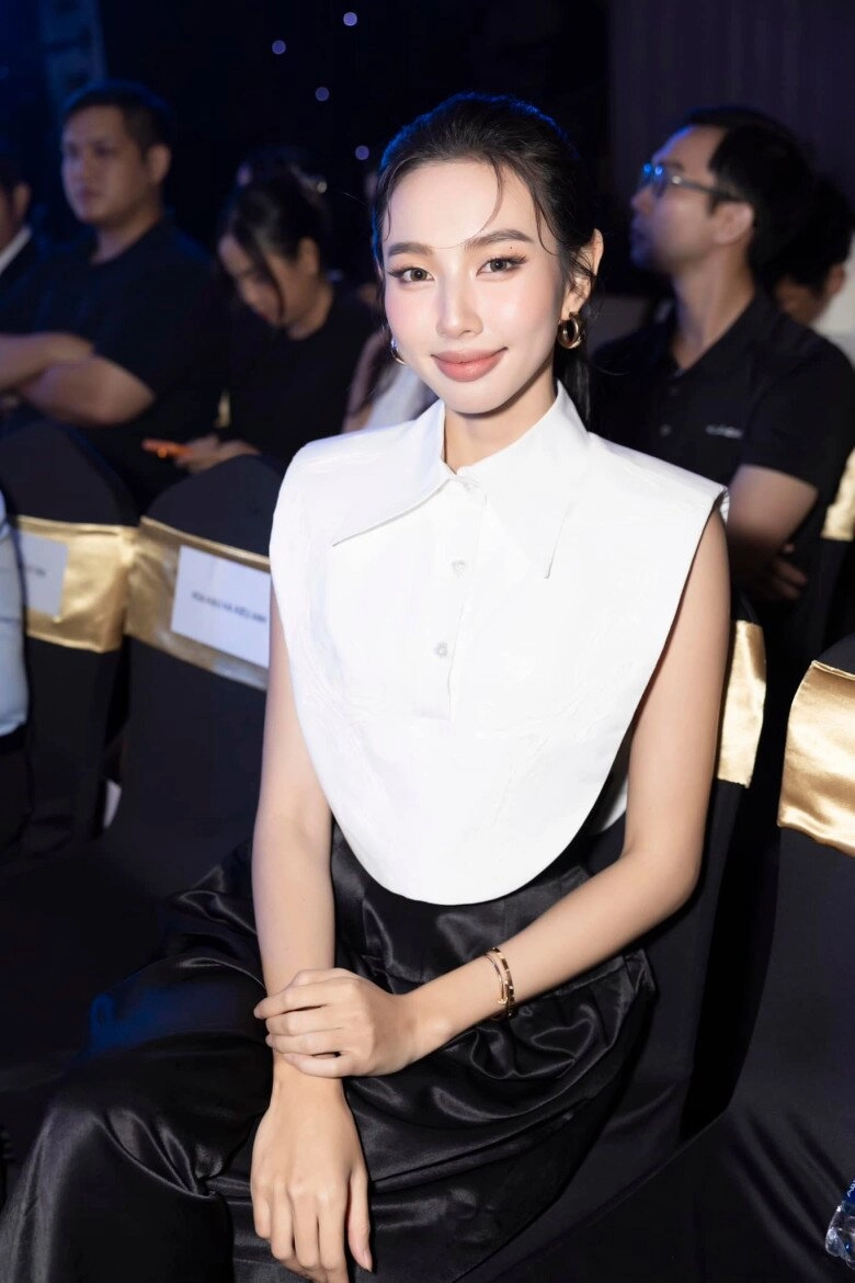 Hoa hậu bị hắt hủi ngó lơ trên thảm đỏ giờ trở thành biểu tượng mặc đẹp được chị em săn đón - 10
