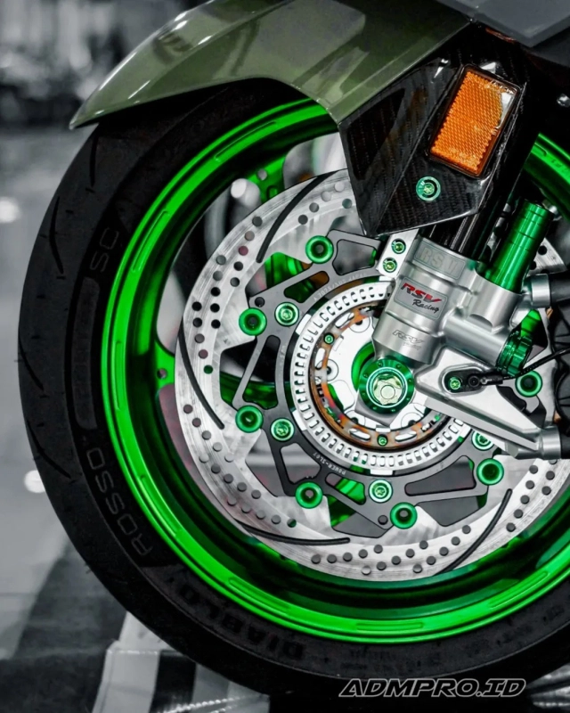 Honda forza độ không chỉ đẹp từ trang bị mà còn đẹp từ mọi góc nhìn - 4