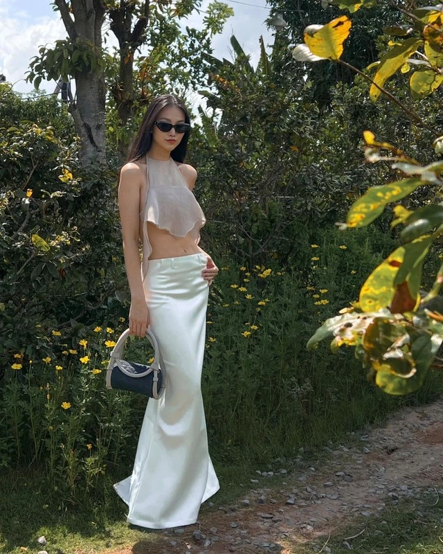 hot nhất hè 2025 là 4 mẫu áo mặc vào là mát này diện cả ngày đi làm hay đi chơi đều thích hợp - 6