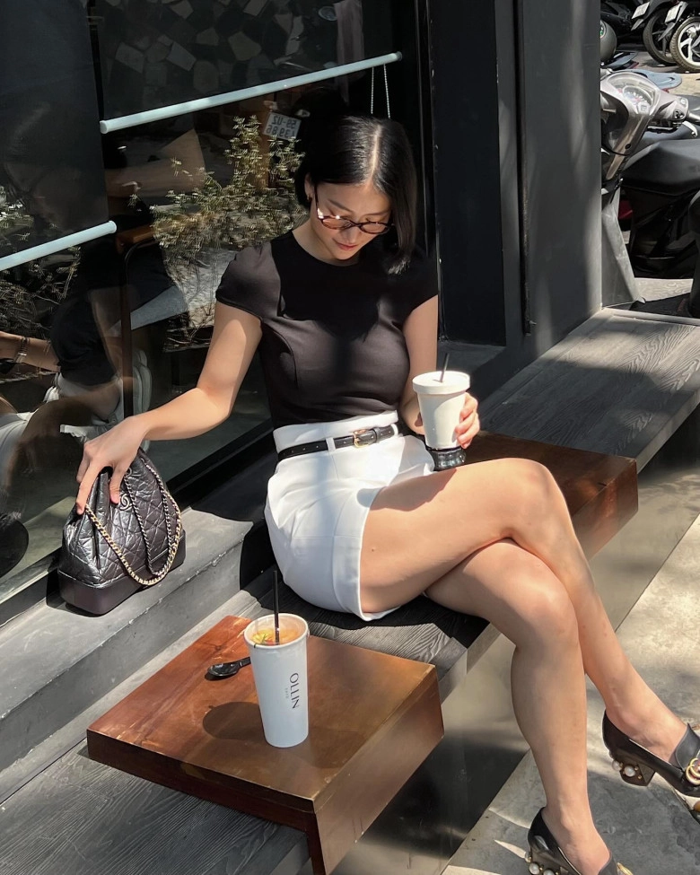 hot nhất hè 2025 là 4 mẫu áo mặc vào là mát này diện cả ngày đi làm hay đi chơi đều thích hợp - 16