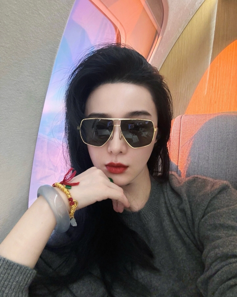 Không phải kim cương jennifer phạm đeo món trang sức quý hiếm mà phạm băng băng thường sử dụng - 4