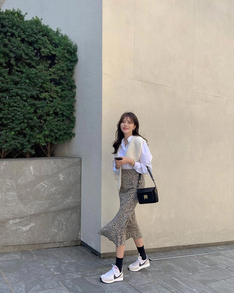 Kiểu giày song hye kyo rất mê mặc với váy hay quần đều đẹp biết 4 cách phối này càng thêm cao ráo - 11