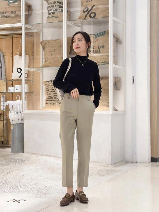 Kiểu quần tôn dáng chân đẹp vượt mặt quần ống rộng và quần jeans mùa xuân 2025 - 12