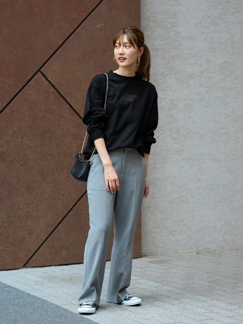 Kiểu quần tôn dáng chân đẹp vượt mặt quần ống rộng và quần jeans mùa xuân 2025 - 15