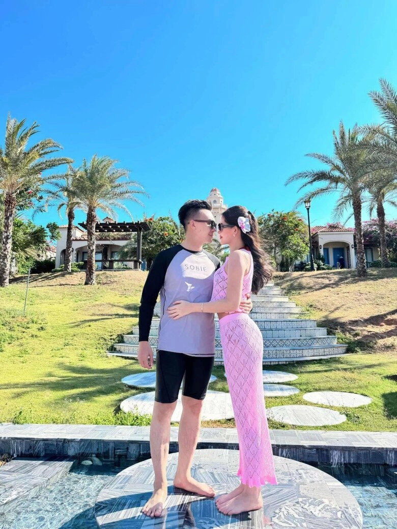 Lê âu ngân anh thay đổi một điều về chuyện ăn mặc sau khi lấy chồng chứng minh sự tinh tế điểm 10 - 1