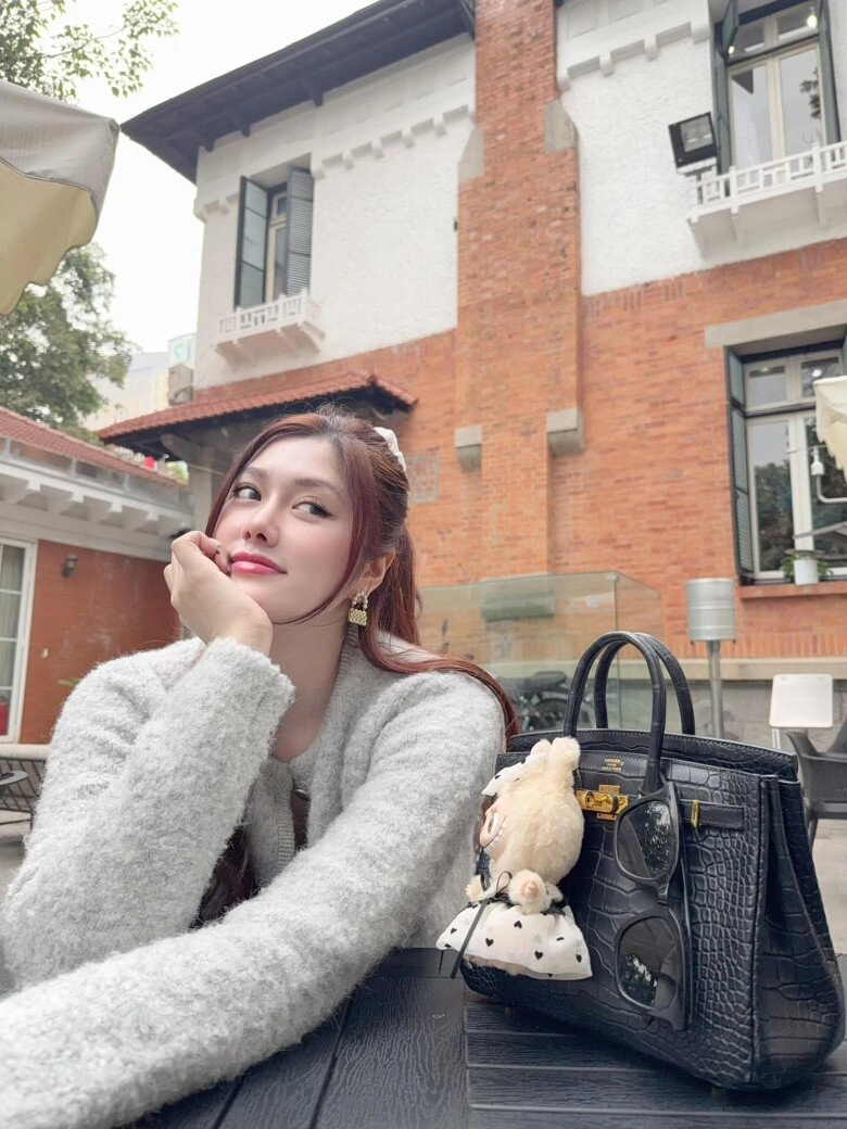 Lộ diện thí sinh 1m81 giàu nhất cuộc thi hoa hậu hoàn vũ việt nam từng là đàn em ngọc trinh - 9