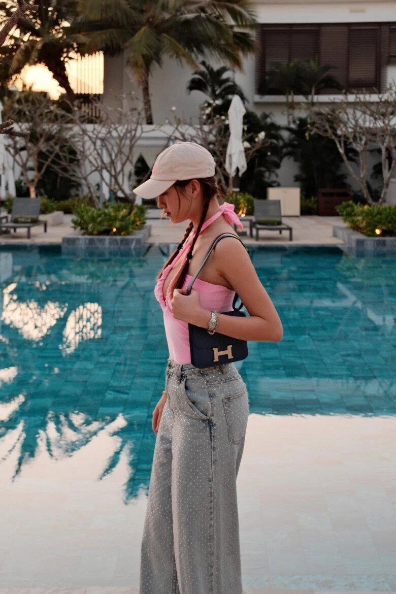 Loạt mỹ nhân khắp mọi nơi lên đồ chào hè phong cách đa dạng nhưng đều gợi cảm hết nấc - 3