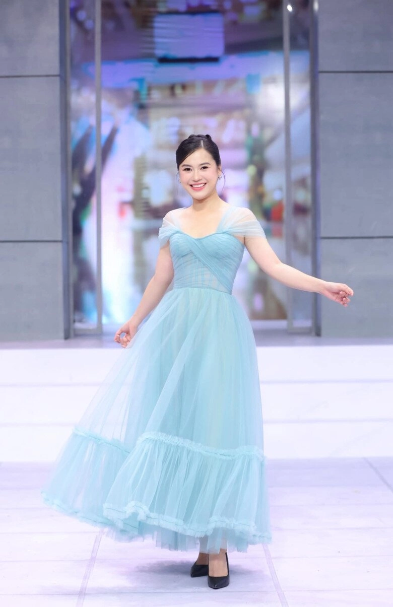 Loạt outfit mê ly của lâm vỹ dạ hậu giảm cân không chỉ có gu mà còn sẵn sàng chặt chém không thua mỹ nhân nào - 5