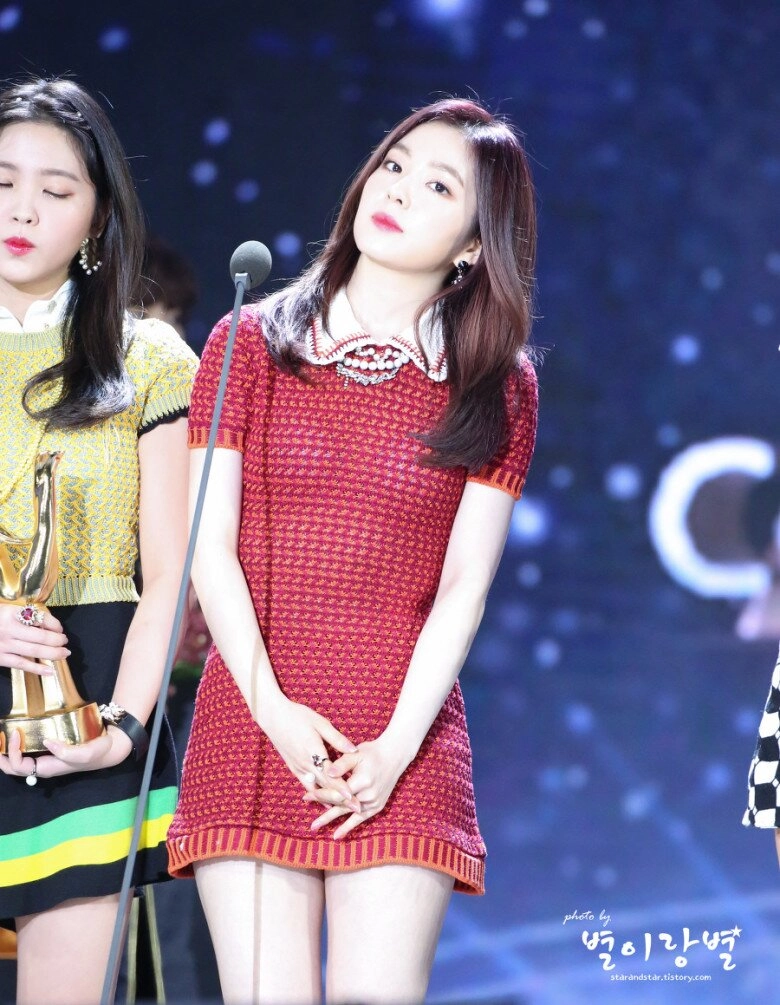 Mặc đồ ngắn cũn đi diễn trước nghìn người chi pu nhận lời khen loạt idol bị cđm chỉ trích vì phản cảm - 14