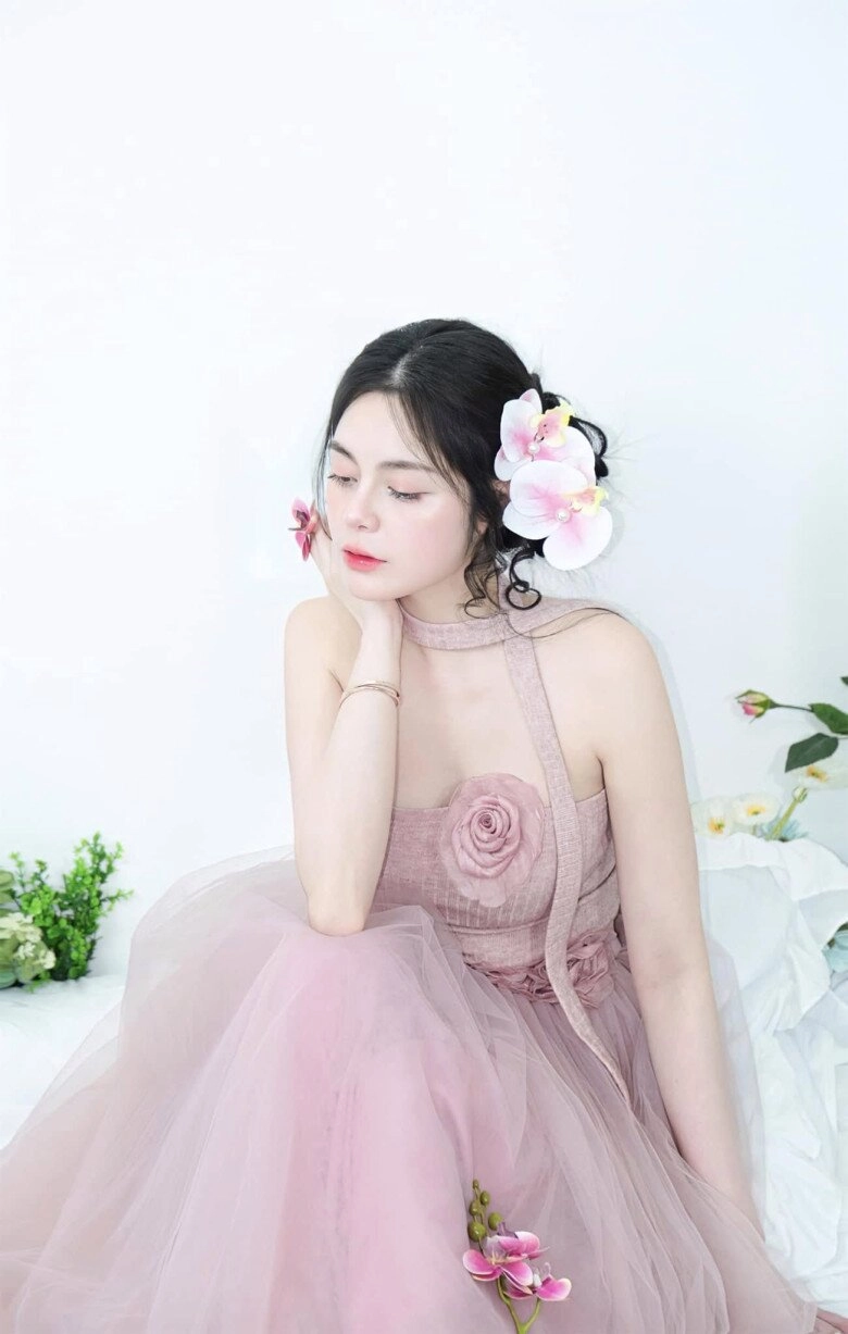 Mỹ nhân phim quỳnh búp bê ghi danh hoa hậu eo bé hơn ngọc trinh sở hữu học vấn vô cùng ấn tượng - 11