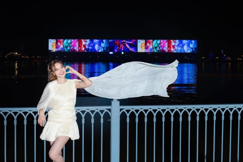 nàng thơ mới nhất của soobin hoàng sơn mặc váy trắng quá đẹp tham khảo ngay 8 outfit để hè này xuống phố - 14