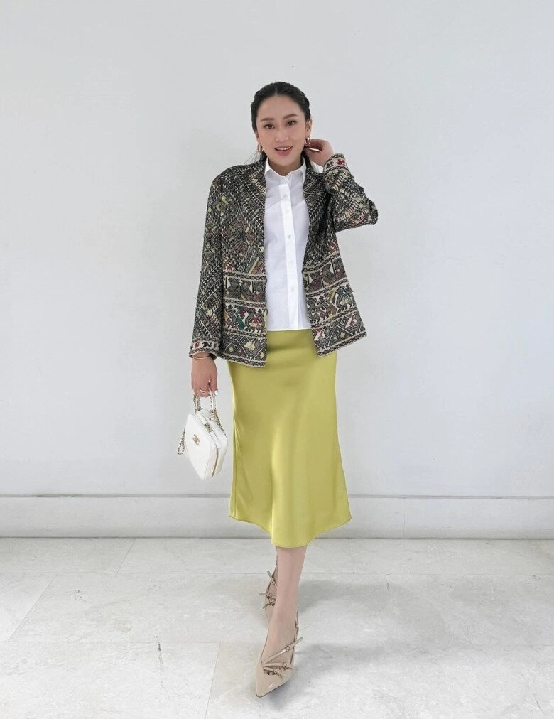 Nguyên tắc mặc đẹp của nữ thủ tướng trẻ nhất xứ chùa vàng chị em công sở nên bỏ túi để thanh lịch mọi lúc - 3