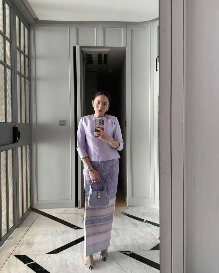 Nguyên tắc mặc đẹp của nữ thủ tướng trẻ nhất xứ chùa vàng chị em công sở nên bỏ túi để thanh lịch mọi lúc - 4