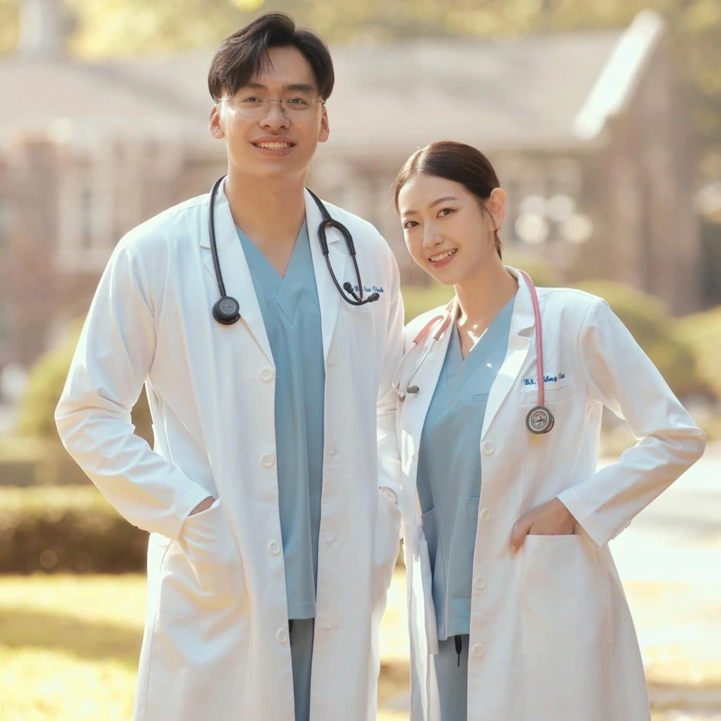 Nữ bác sĩ 9x đẹp như hoa hậu có công thức mặc đồ chuẩn tiểu thư khiến phụ nữ ghen tị - 2