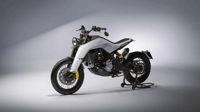 Petrucci hợp tác với dotto creations để thực hiện 2 bản độ dựa trên ducati desertx và panigale v4 - 2